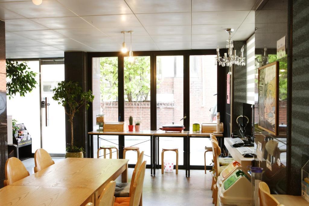 סיאול Hongdae Pencil Guesthouse מראה חיצוני תמונה