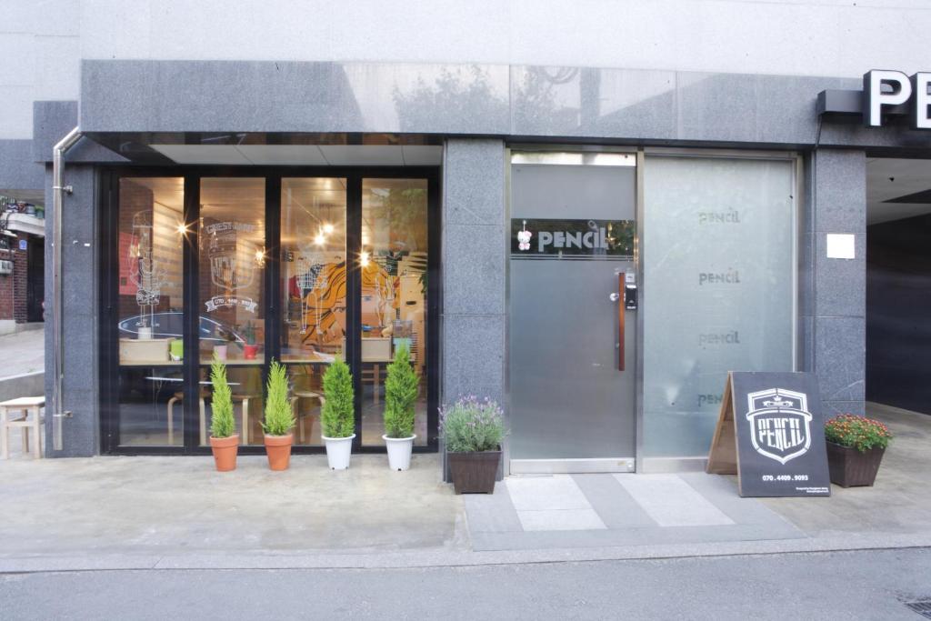 סיאול Hongdae Pencil Guesthouse מראה חיצוני תמונה