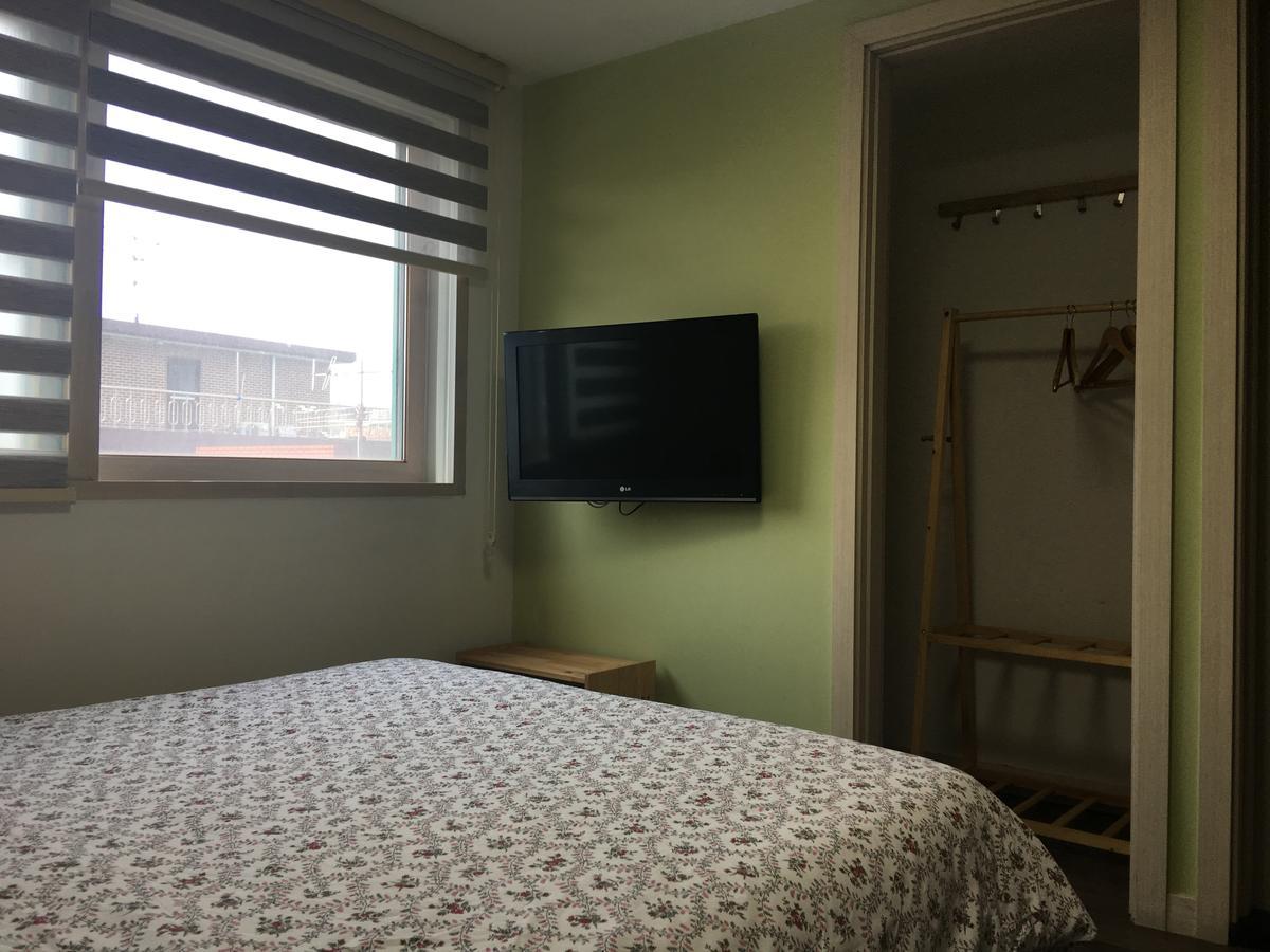 סיאול Hongdae Pencil Guesthouse מראה חיצוני תמונה