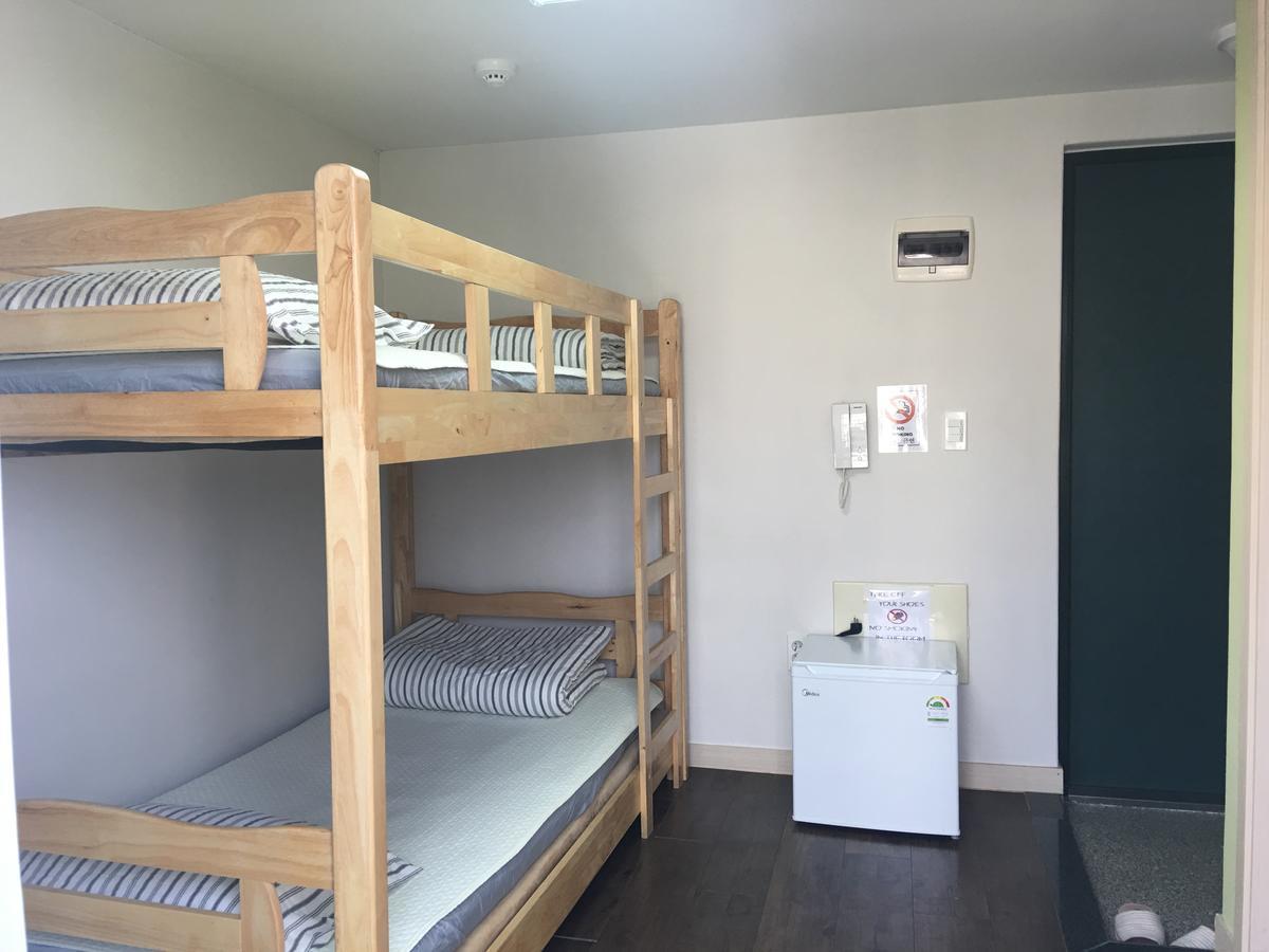 סיאול Hongdae Pencil Guesthouse מראה חיצוני תמונה