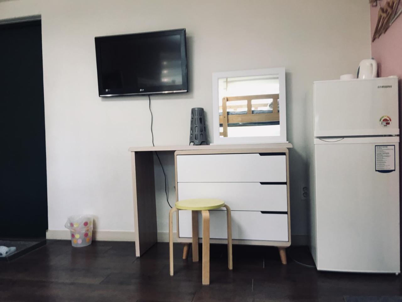 סיאול Hongdae Pencil Guesthouse מראה חיצוני תמונה